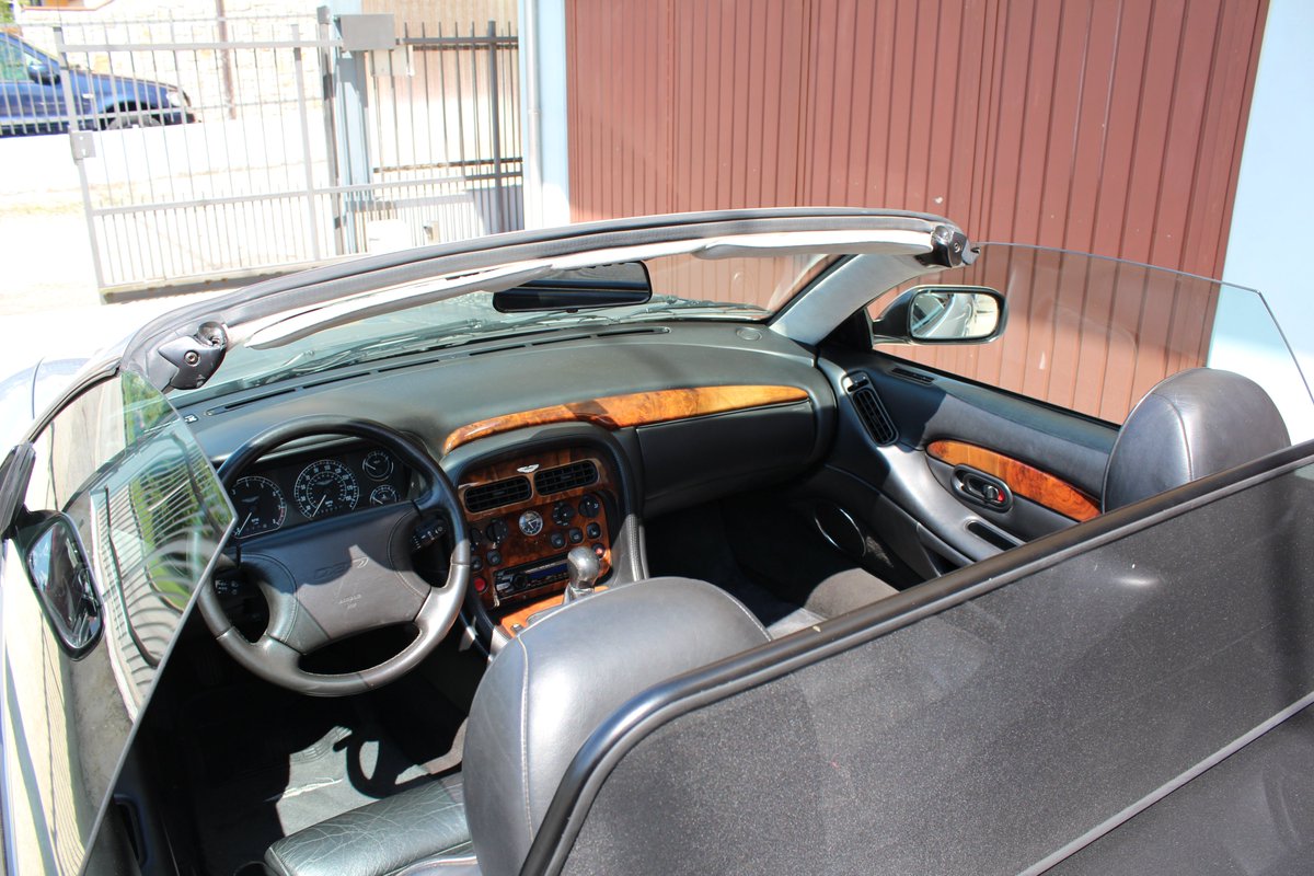 GalvaTrading's tweet photo. Zu Verkaufen 1999 Aston Martin DB7 V12 Vantage Volante CHF 38‘500.- Inv.: 12/1999 Fahrgestell Nummer SCFAB4239YK400217 Motor Nummer VD 1H 737 Tachostand: 88.000 Meilen kW/PS: 309/420  Hubraum: 5935 2. Hand Exemplare 2059
https://t.co/8FIUN7AR0c https://t.co/9Jijp0nMuA