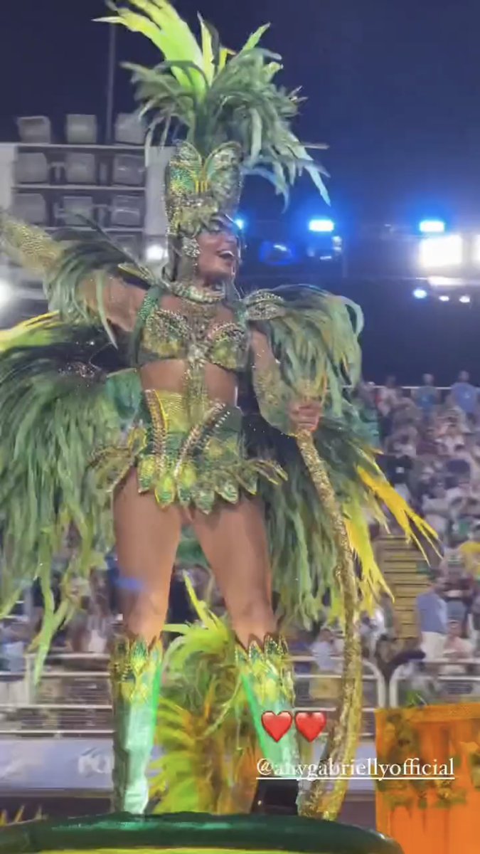 anybestpics's tweet photo. any gabrielly. she’s the moment.
AG NA VILA ISABEL https://t.co/bUQ9Al8lOL