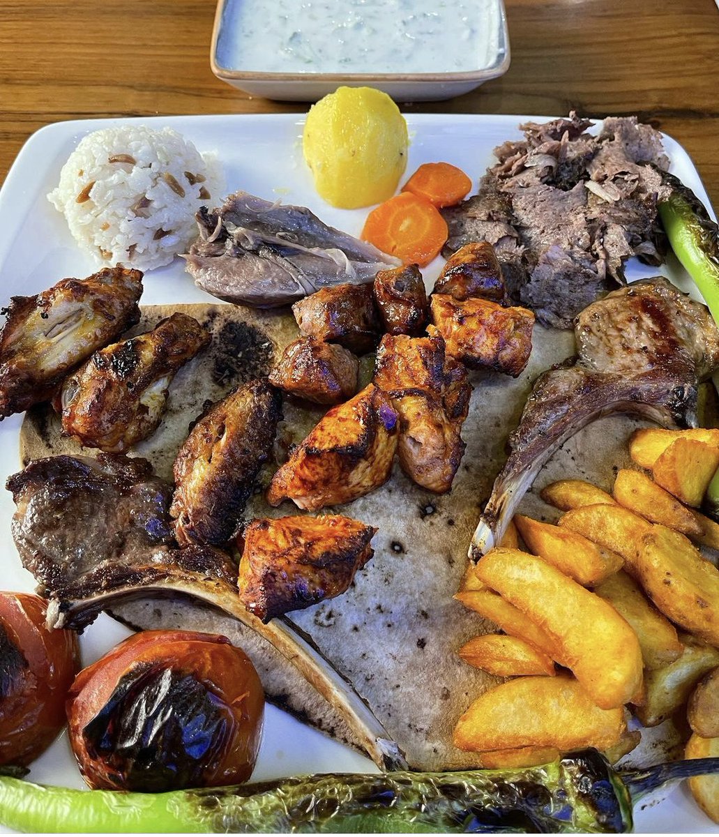 Fleisch!!! #AntiVegan #NiemalsVegetarisch #Fleisch #Tier #Grillen #Braten #Bayern #VeganBaah