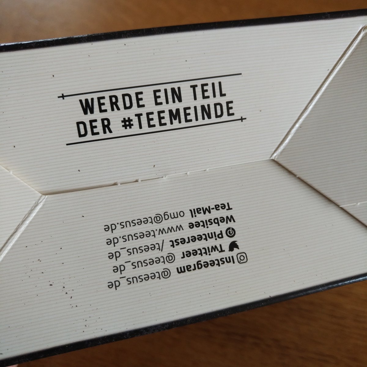 v_i_o_l_a's tweet photo. "Das Original – verwandelt Wasser in Tee" :) @teesus_de kommt aus Hamburg: https://t.co/UTq9anuX9c #teacontent https://t.co/cLL1hz33oS