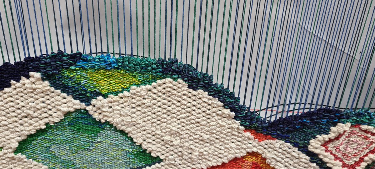 emmajowebster's tweet photo. Congratulations to Alberta Whittle on such a phenomenal show at #venicebiennale2022 and the amazing tapestry by @DovecotStudios &amp; weavers Naomi Robertson Ben Hymers &amp; @emmajowebster #handwoven #tapestryweavers https://t.co/fvIHcBTKE0