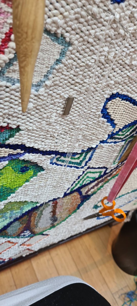 emmajowebster's tweet photo. Congratulations to Alberta Whittle on such a phenomenal show at #venicebiennale2022 and the amazing tapestry by @DovecotStudios &amp; weavers Naomi Robertson Ben Hymers &amp; @emmajowebster #handwoven #tapestryweavers https://t.co/fvIHcBTKE0