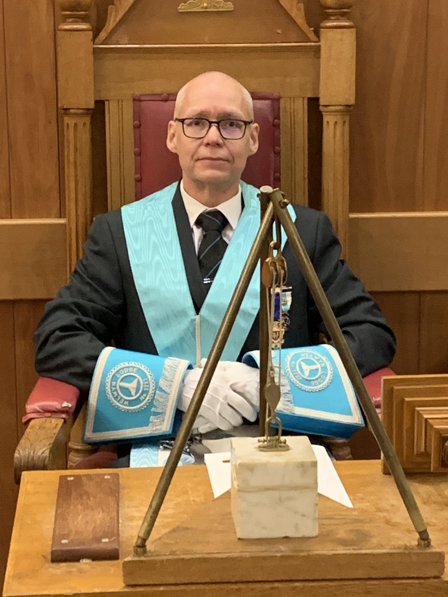 Another fantastic afternoon @WelwynLodge 
2nd meeting as SW ✅
Charge after Initiation ✅
The big chair is getting closer. 
#HappyHerts #FHLBC #LightBlues 
#Freemason #Freemasonry