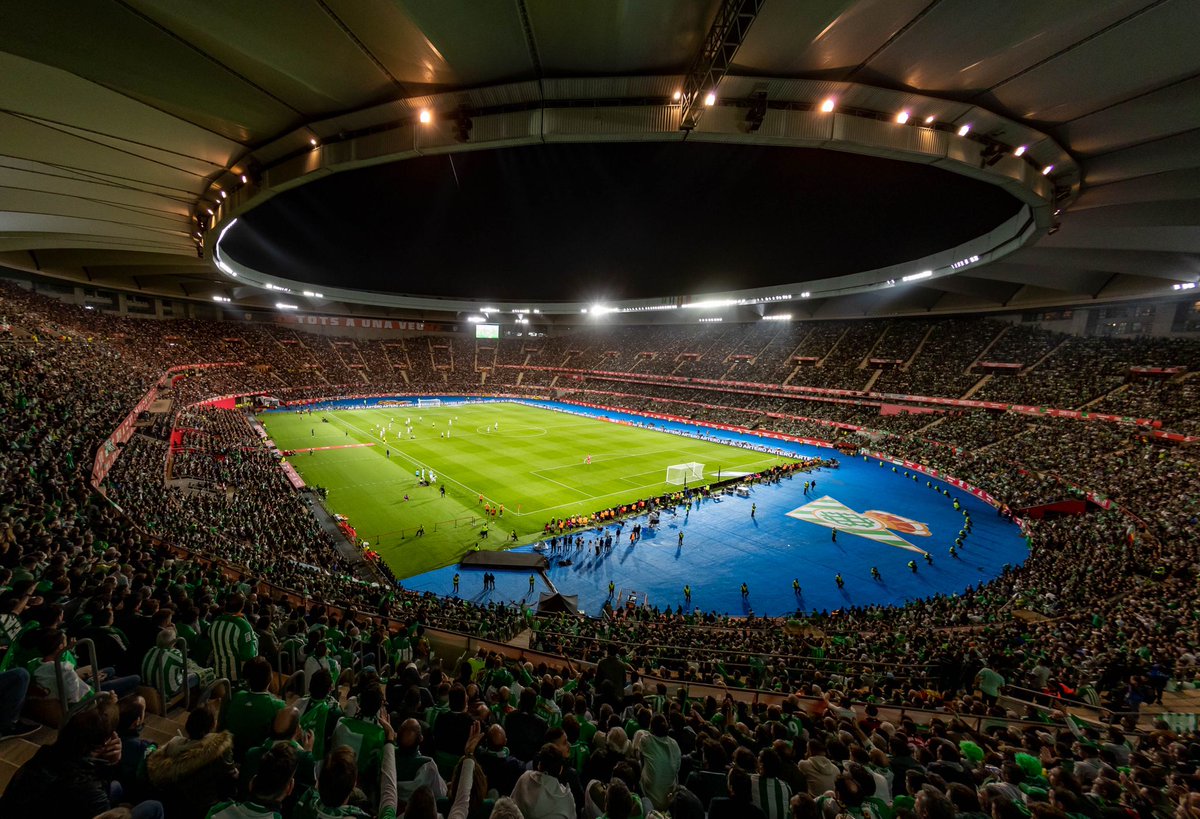 📺 ¡INCREÍBLES DATOS DE 𝗔𝗨𝗗𝗜𝗘𝗡𝗖𝗜𝗔!

La final de la #CopaDelRey entre el <a href="/RealBetis/">Real Betis Balompié 🌴💚</a> y el <a href="/valenciacf/">Valencia CF</a> fue vista por más de 𝟱'𝟯 𝗠𝗜𝗟𝗟𝗢𝗡𝗘𝗦 de espectadores (36,7% share).

👏🏻 La prórroga alcanzó los 5.740.000 (45,1%) y los penaltis los 6.061.000 (50,6%).

#LaCopaMola