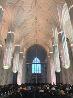 Digitale Architektur macht die Form von der Konstruktion unabhängig...

#stability #firmitas #Construction #DigitalTransformation #thinkingdigital #architecutretransformed #Church #future 
<a href="/FotoMarburg/">DDK - Bildarchiv Foto Marburg</a>