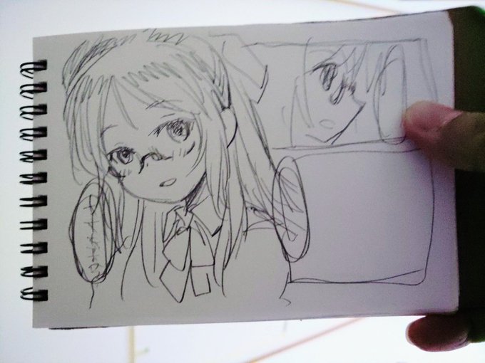 寝ながららくがきめがねありす
寝ながら漫画は描けないよ… 