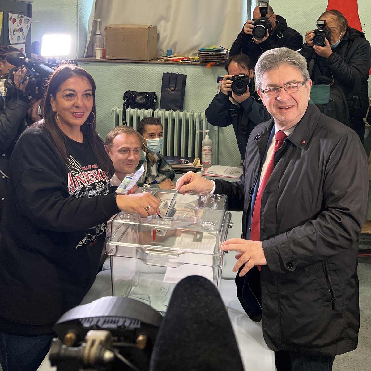 A voté ! 🗳

#JeVote #presidentielles2022 #Presidentielle2022