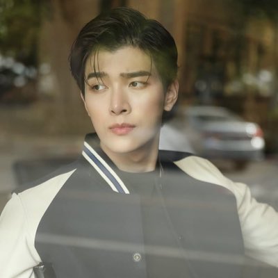 itathiti's tweet photo. #NewProfilePic https://t.co/d2VjoeN1LX