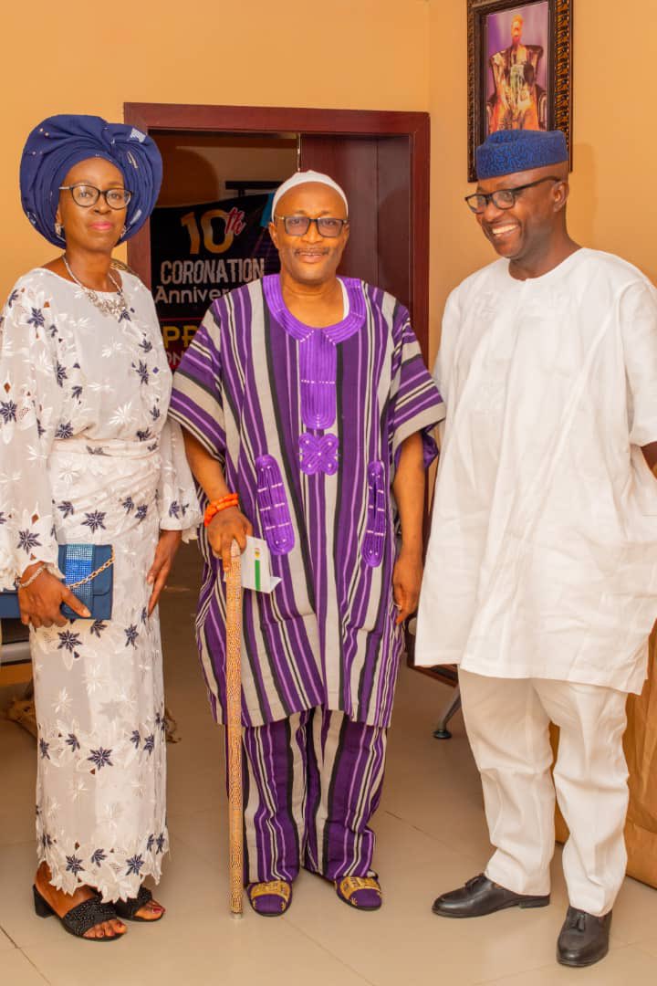 Rt. Hon. Funminiyi Afuye tweet media