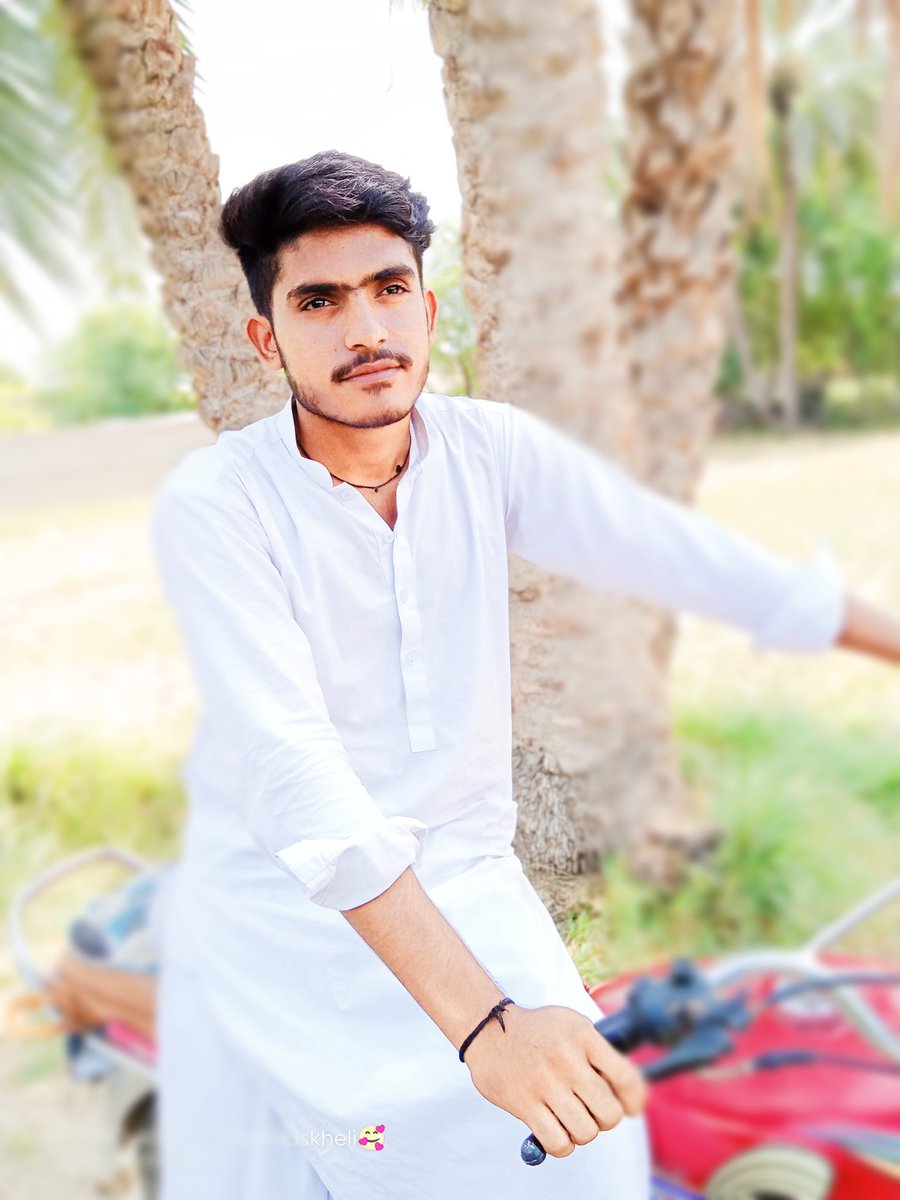 AtharK13's tweet photo. *_کتنا عـــارضی ہے یہ جہاں-----!!_*

*_کتنی مختصر ہیں یہ سانسیں---!!_* https://t.co/CMPL6IytCm