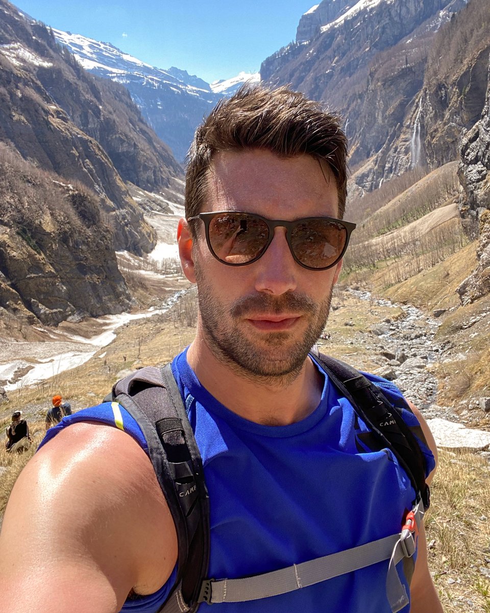 My Easter holiday in the Alps couldn’t have been better! Hikes, good weather and family time, just what I needed! 🥾☀️🏔

#hiking #hikinginthealps #geneva #frenchalps #anthonylorca #easterholiday2022 #travel2022 #traveltheworld #travelinfluencer #model #madridinfluencer