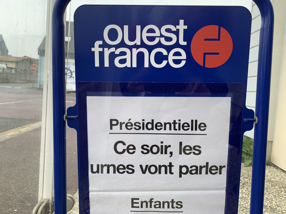 La presse à deux doigts du #SCOOP  
#presidentielles2022