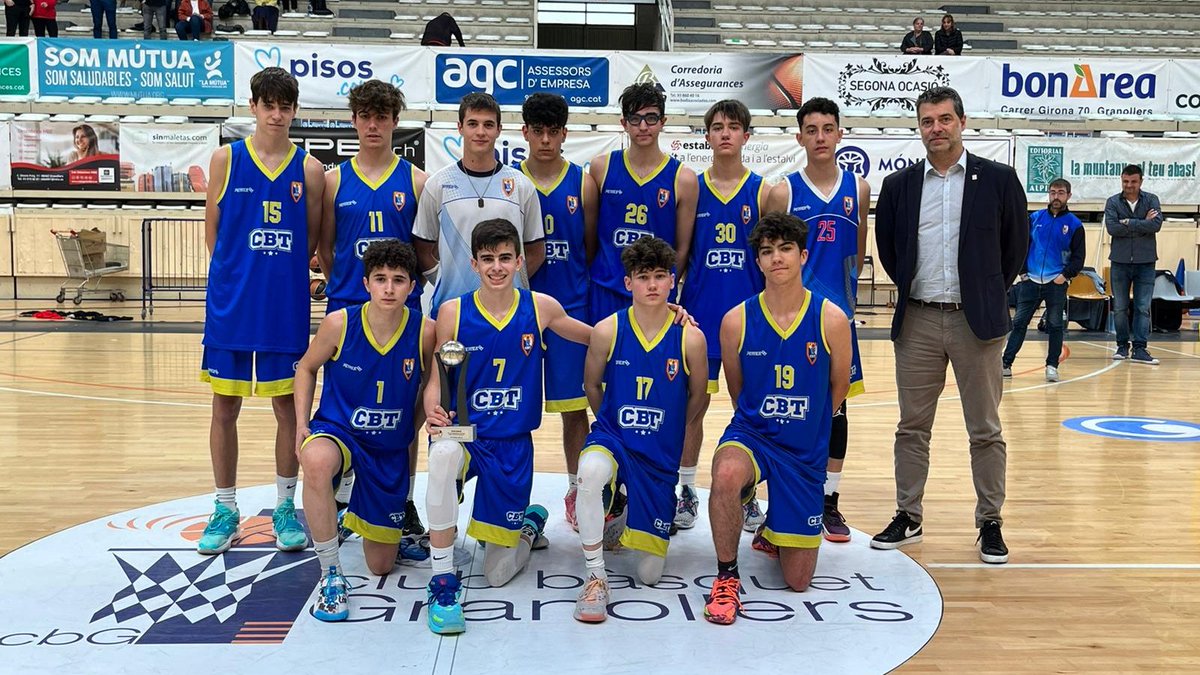 FCBQ's tweet photo. 🏆 Felicitats @BasquetGirona CAMPIÓ de Catalunya Cadet Masculí Preferent B 2021-22 a #Granollers en superar al @CBT_Tarragona a la final (60-55). En el 3r i 4t lloc, victòria del @somubsa davant @cbgranollers (63-68).

📊 https://t.co/CsDwHs91yd https://t.co/pbeIBo5Dpx