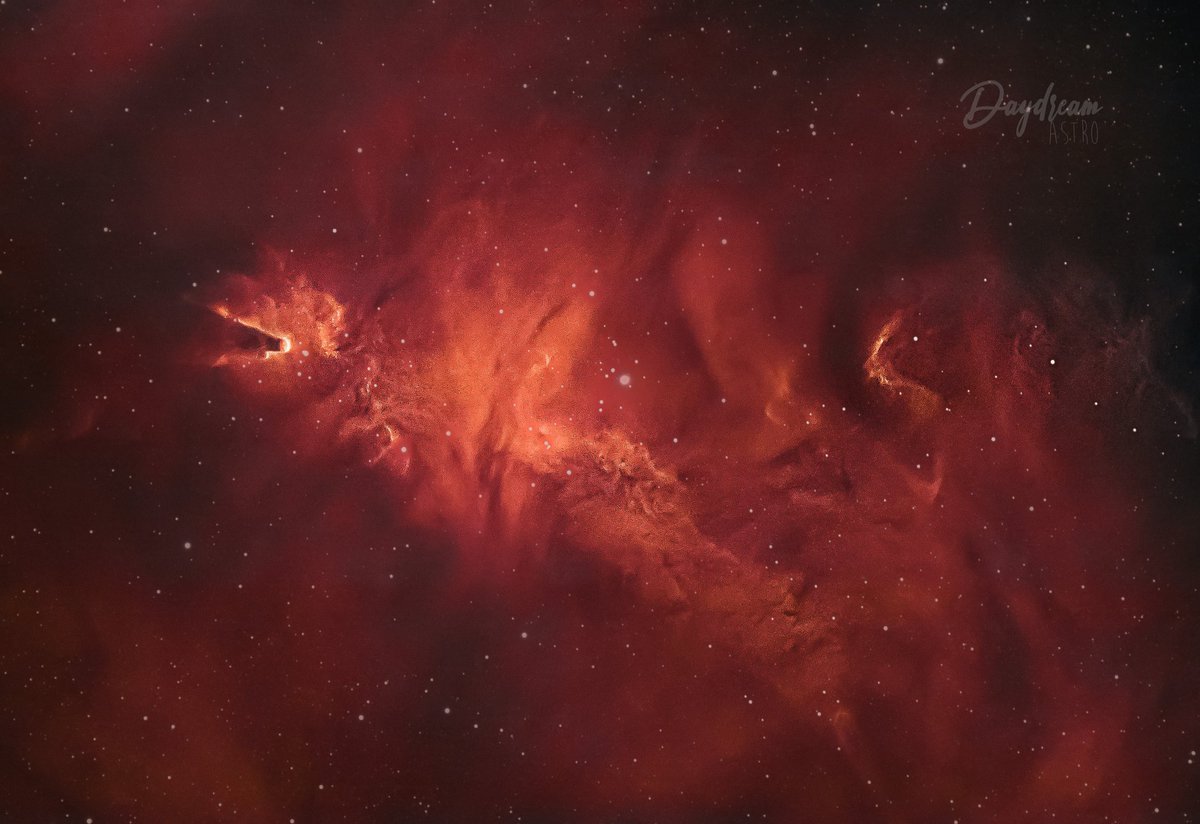 Lonely and forgotten
Never thought she'd look my way
And she smiled at me and held me
Just like she used to do
Like she loved me
When she... loved...me
#Astrophotography