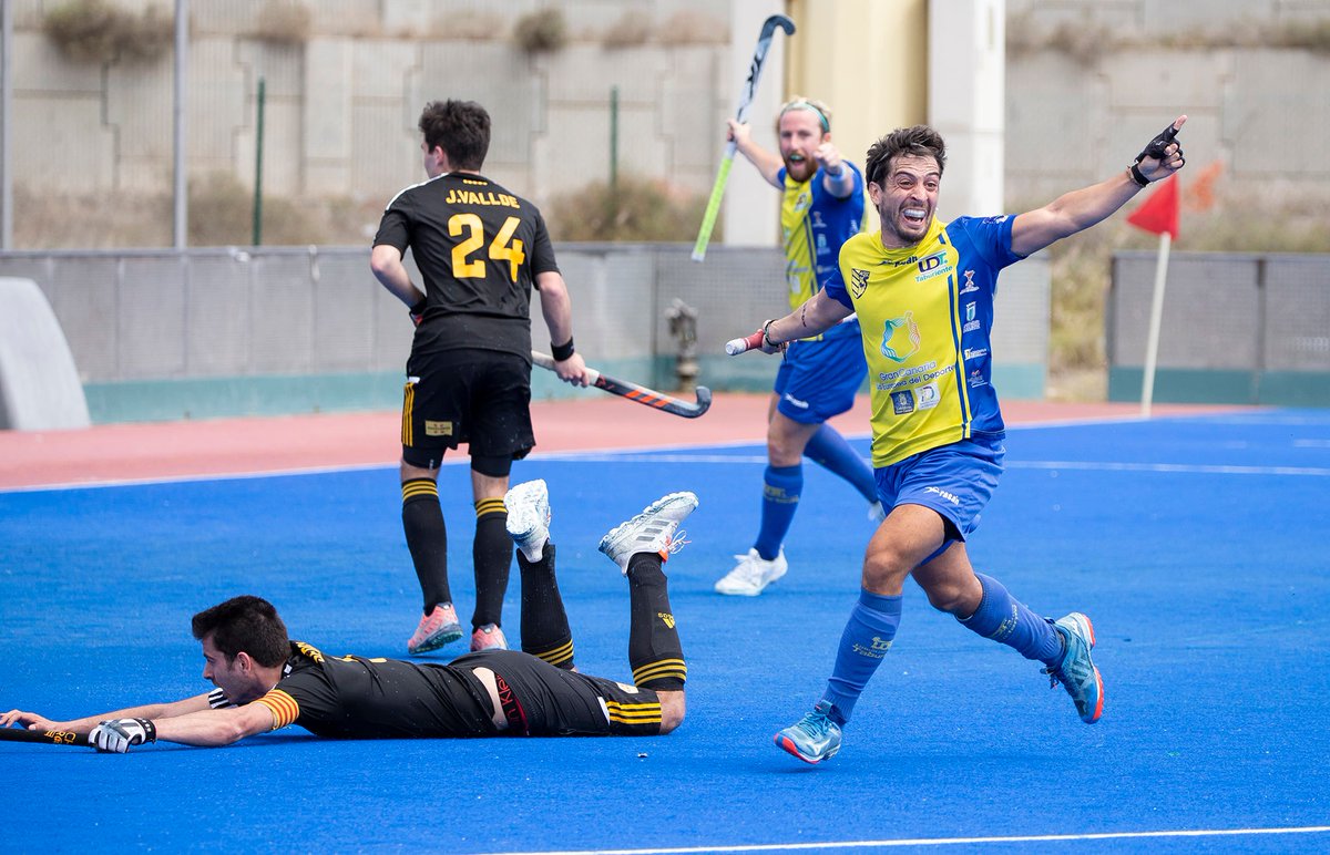 🏑 ¡YA SOMOS DE DIVISIÓN DE HONOR A! 🏆

✍️ Toda la información sobre la magnífica temporada que ha cuajado el combinado dirigido por Suso Martín 👉 bit.ly/3vDYyIs

💪 ¡ENHORABUENA EQUIPO!