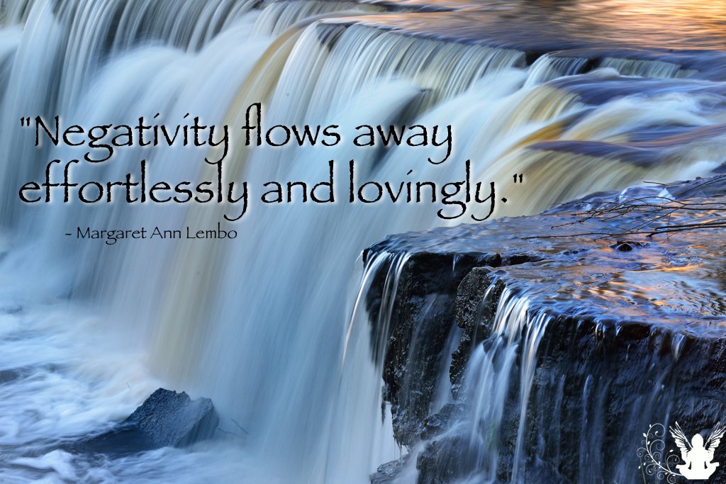 Negativity flows away effortlessly and lovingly.
#quoteoftheday #affirmation #protection #positivevibesonly