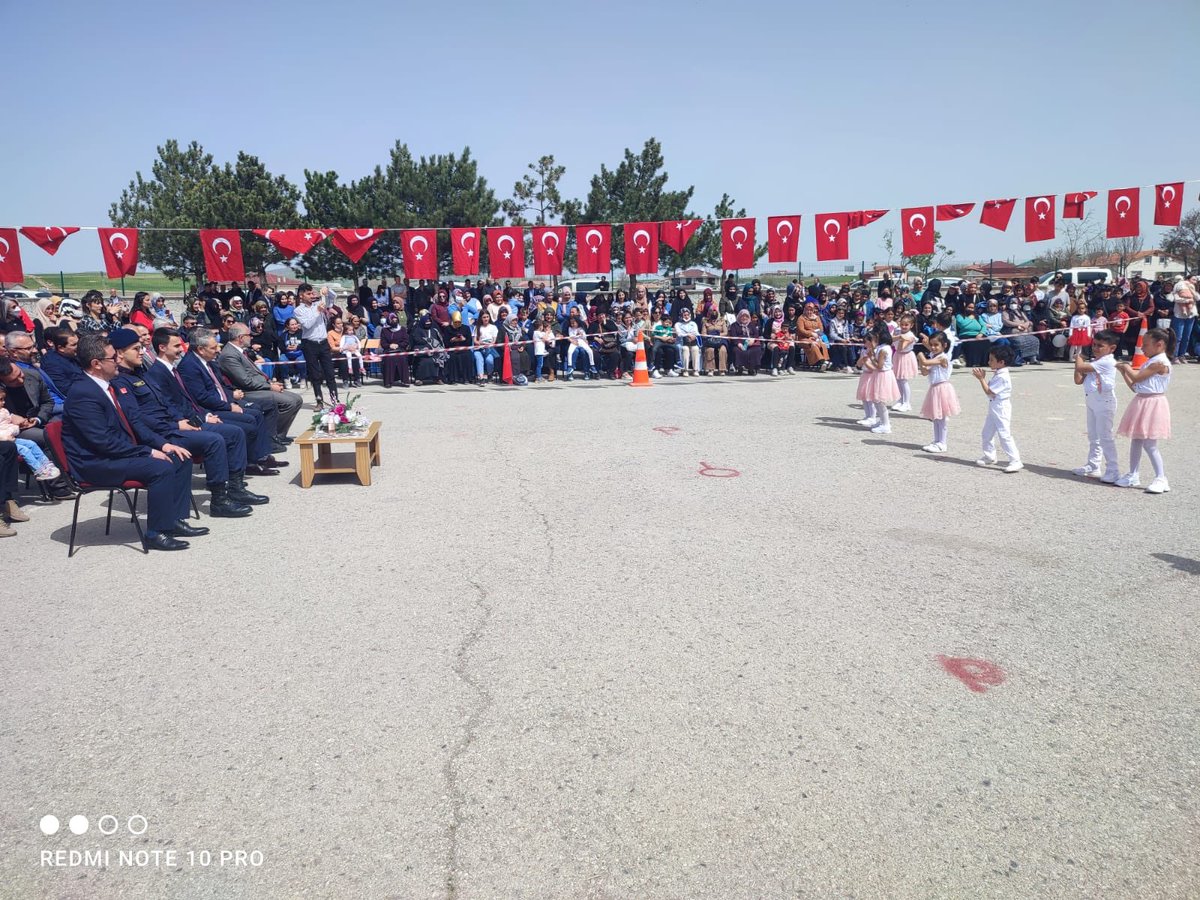 BalSehit's tweet photo. Okulumuzda 23 Nisan Ulusal Egemenlik ve Çocuk Bayramını ilçe halkının ve protokolün eksiksiz katılımıyla neşeyle, coşkuyla be büyük bir Sevinçle kutladık. Nice 23 Nisanlara inşallah. @baliseyhkay @baliseyhmem @kirikkalemem @TC_kkalevalilik @tcmeb https://t.co/kU42fFrSWn