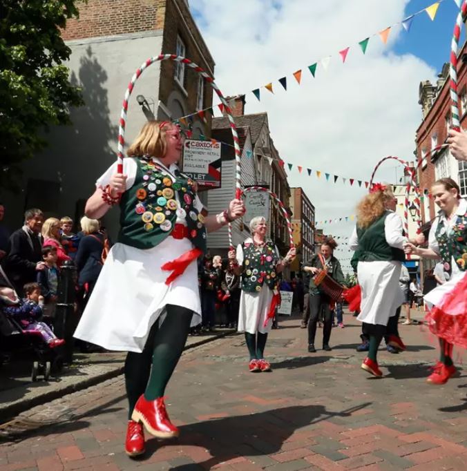 From the <a href="/Chidd_Castle/">Chiddingstone Castle</a> Literary Festival, to the Rochester Sweeps Festival, we're gearing up for a season of sensational fests and fun! bit.ly/2qnU4nO <a href="/Visit_Medway/">Visit Medway</a>