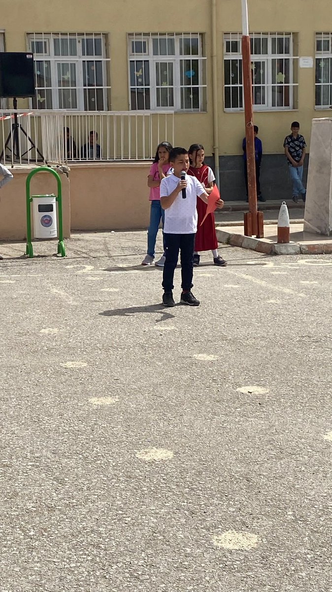 Okulumuzda 23 Nisan Ulusal Egemenlik ve Çocuk Bayramını ilçe halkının ve protokolün eksiksiz katılımıyla neşeyle, coşkuyla be büyük bir Sevinçle kutladık. Nice 23 Nisanlara inşallah. <a href="/baliseyhkay/">Balışeyh Kaymakamlığı</a> <a href="/baliseyhmem/">Balışeyh İlçe Milli Eğitim Müdürlüğü</a> <a href="/kirikkalemem/">Kırıkkale Millî Eğitim Müdürlüğü</a> <a href="/TC_kkalevalilik/">Kırıkkale Valiliği</a> <a href="/tcmeb/">Millî Eğitim Bakanlığı</a>