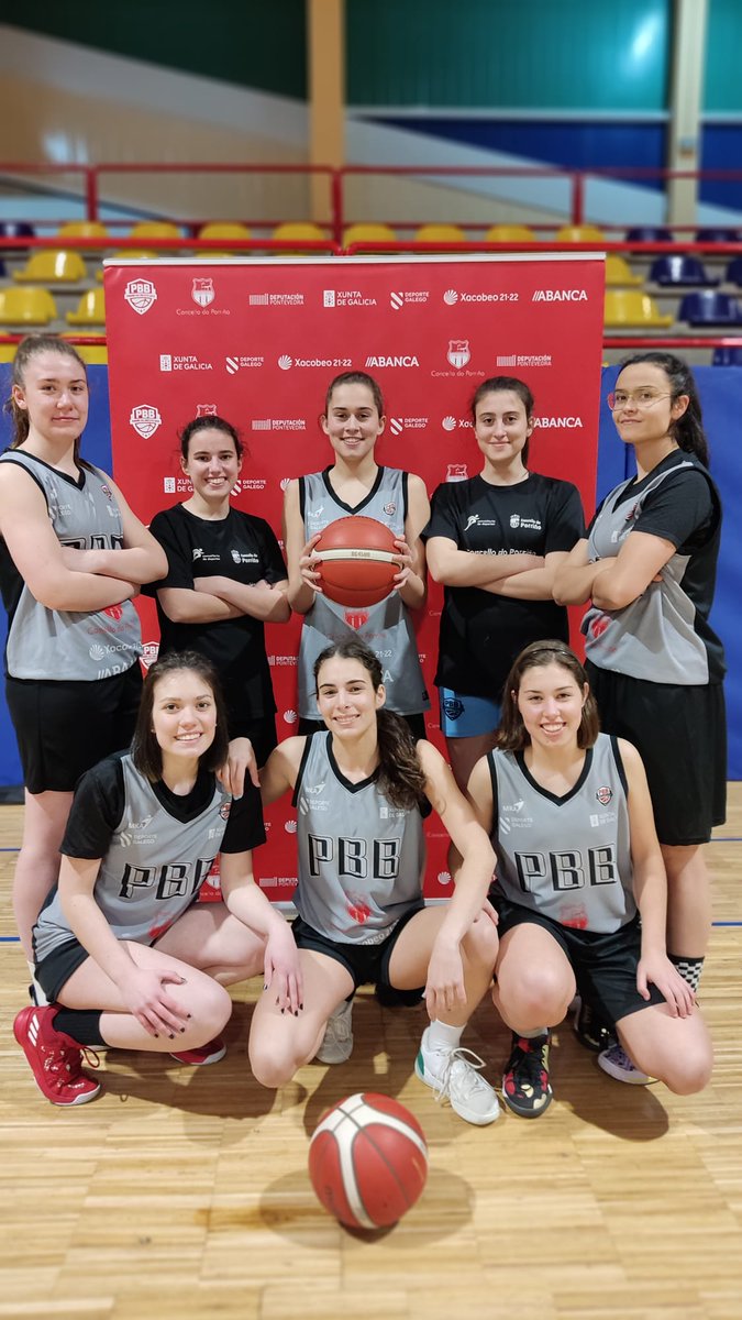 PBBbaloncesto's tweet photo. ⏰ 4Q FINAL | Fase Ascenso 1ª Aut. Senior Feminina

#FasesFinaisFGB

📝 Tremendas #AsNosas. Gañamos o cruce ante Bosco e avanzamos‼️ 
Vémonos pola tarde @UniFerrol 👋

🏀  #PBB 81 - #Bosco 59

🆚 @CanteraBosco
📍 Vilagarcía

Qué ano 🔝 levamoooos... 🙆

📲 #PBBEnConxunto ✊🏼 https://t.co/2zYj0fqDwn