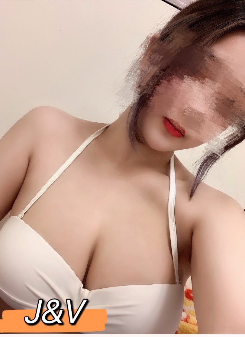 去墾丁沒帶到這套真的很可惜🥲
只好穿去旅館泡泡澡了🛀
#同房交換 #夫妻情侶 #單男女
#單男私訊請自介附照❤️ https://t.co/q74G2iFWFD