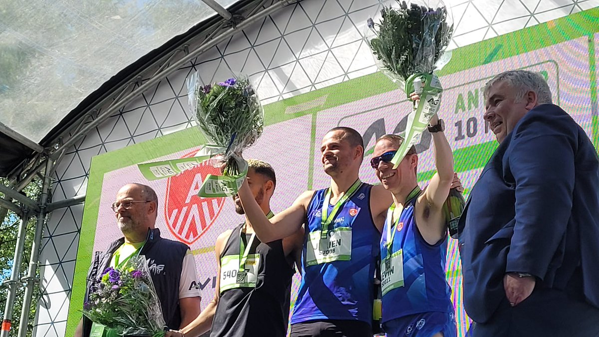 🥁 Winnaars van de AG Antwerp Short Run:

VROUWEN
🥇 Elise  Van Raemdonck 
🥈 Elke Beerlings 
🥉 Britt Heirman

MANNEN
🥇 Julien Calandreau
🥈 Usama Awad 
🥉 Kevin Kennis

Bekijk alle resultaten op agantwerp10miles.be