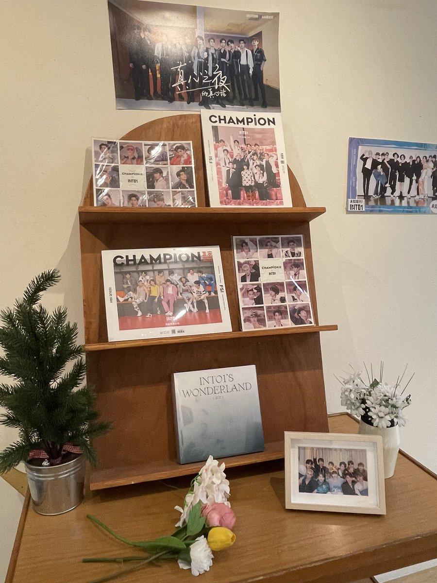 keyupp2's tweet photo. ที่นี่คือดีมากๆเลยแกๆๆๆๆ พี่ๆคุยสนุกมากเลยอ่าาา 🤟🏻 #FirstyearwithINTO1 https://t.co/EhJ0GK4Gnr