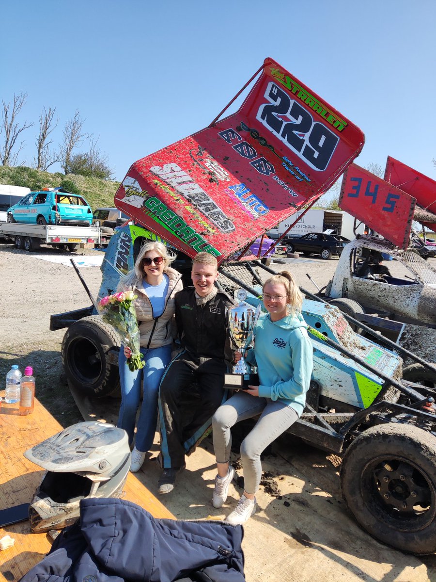 StockcarH29's tweet photo. Title defended successfully!
#u25champion2022 https://t.co/Ceo3sxMijV