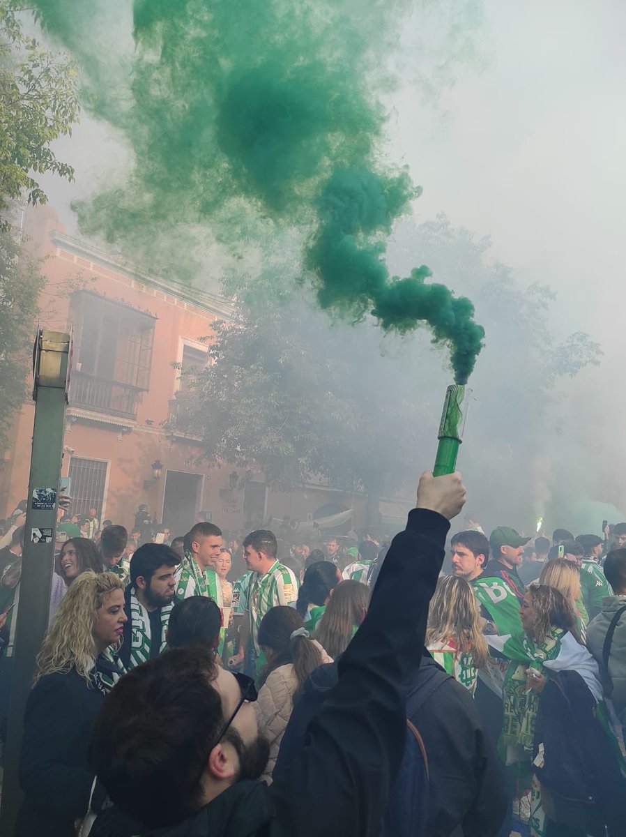 💚🤍