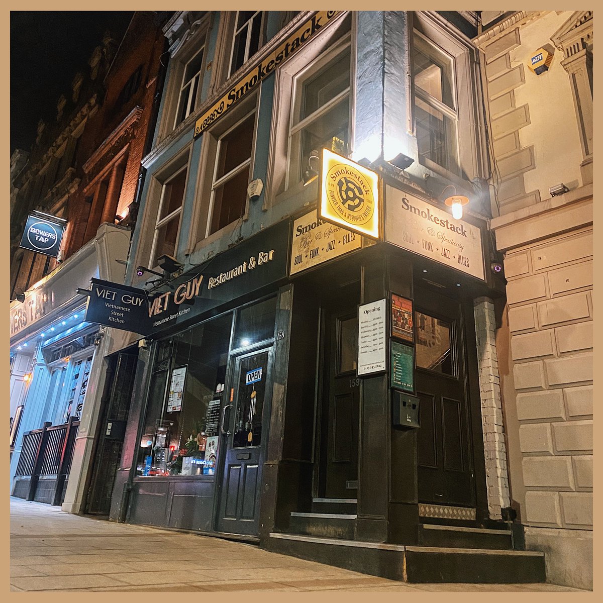 The weekend's not over yet! Sundays are made for a cocktail or two... We're serving two classics for £15 before 7pm tonight 🥂

#leedsbars #leeds #leedslife