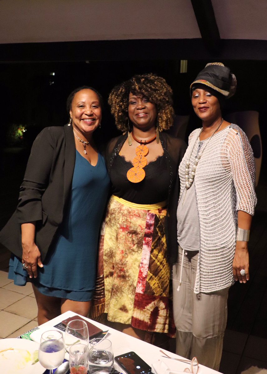 LineLetard's tweet photo. Soul Makossa, hier soir. Merci Roselyne Gerssier pour ce pur moment de bonheur. Gino Sitson, Valérie Prosper et tous nos musiciens, au top! De la félicité à l’état pur! https://t.co/4y8qMMoNOP