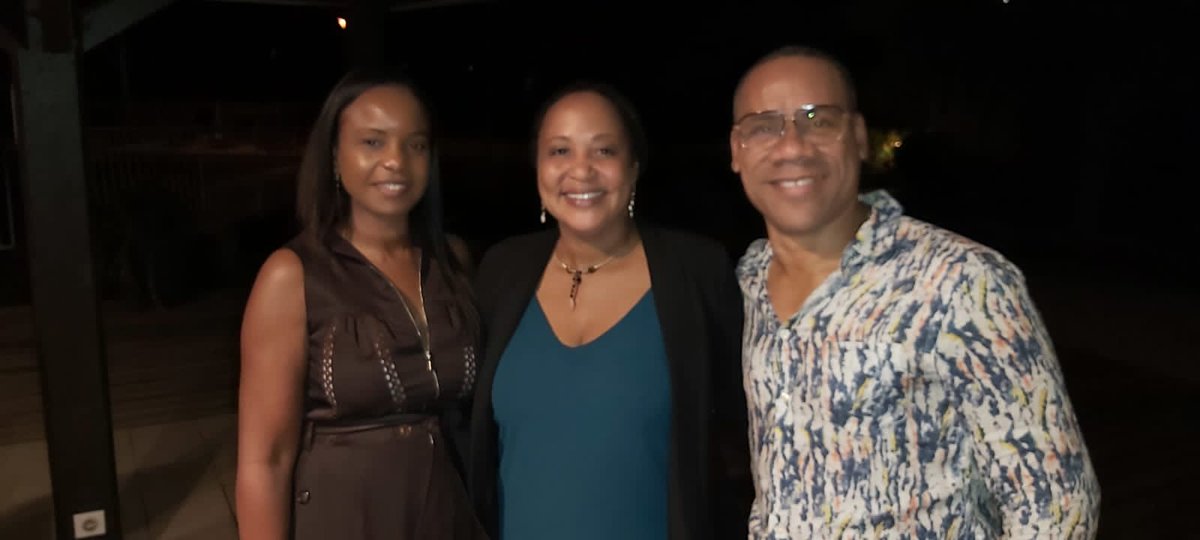 LineLetard's tweet photo. Soul Makossa, hier soir. Merci Roselyne Gerssier pour ce pur moment de bonheur. Gino Sitson, Valérie Prosper et tous nos musiciens, au top! De la félicité à l’état pur! https://t.co/4y8qMMoNOP