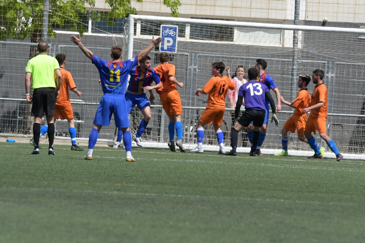 cfcaldes's tweet photo. Gol de @HAlcaniz 1-0 @cfcaldes @CELlavaneres 
@EsportsCaldesM 
@calderi
@RadioCaldes 
@Gol_Cat https://t.co/hObBiIBRWH