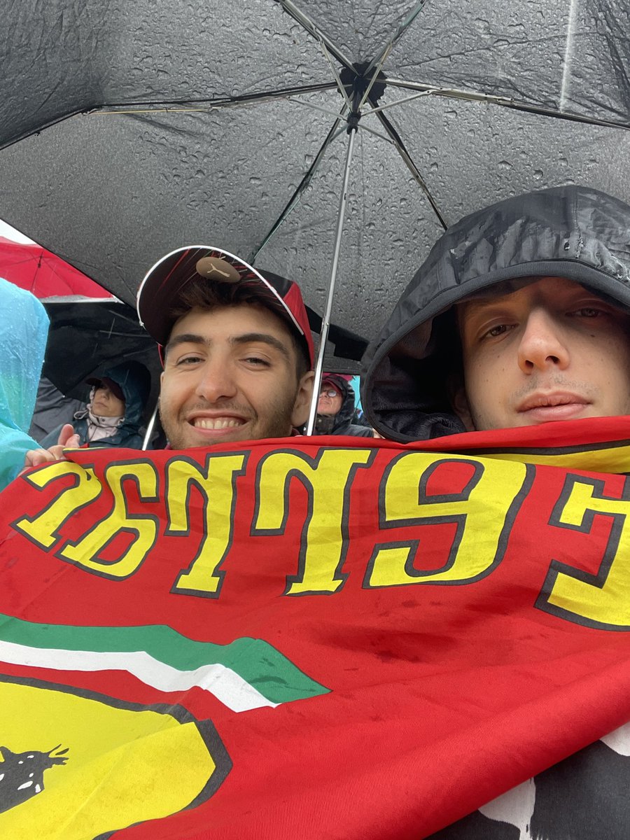 MatteSbisa's tweet photo. #TrackTv IMOLA 🔥🔥🌧🌧 https://t.co/JthkC5xAKt