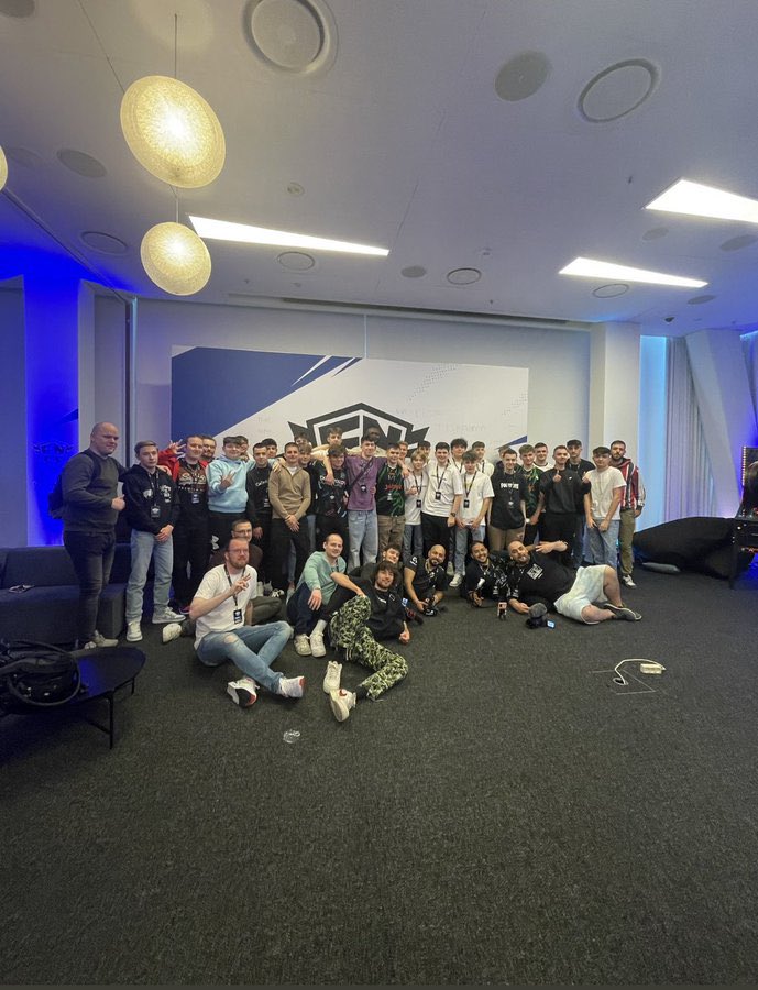 Landed in 🇩🇪Thanks everyone for the great time it was so fun meeting eachother and thanks for making this possible <a href="/BLASTPremier/">BLAST Premier 💥</a> <a href="/EpicGames/">Epic Games Store</a> ❤️