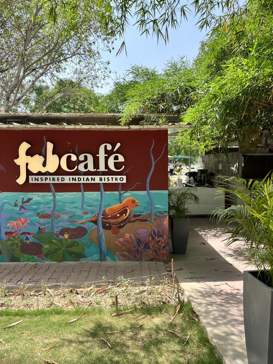 devikasrimal's tweet photo. @FabindiaNews fab cafe at sunder nursery delhi- location, views, food excellent but service from wait times to table service quite poor 👎Noticed customers from all tables had to constantly go up to the servers to have their request entertained. https://t.co/diheb9nvqc