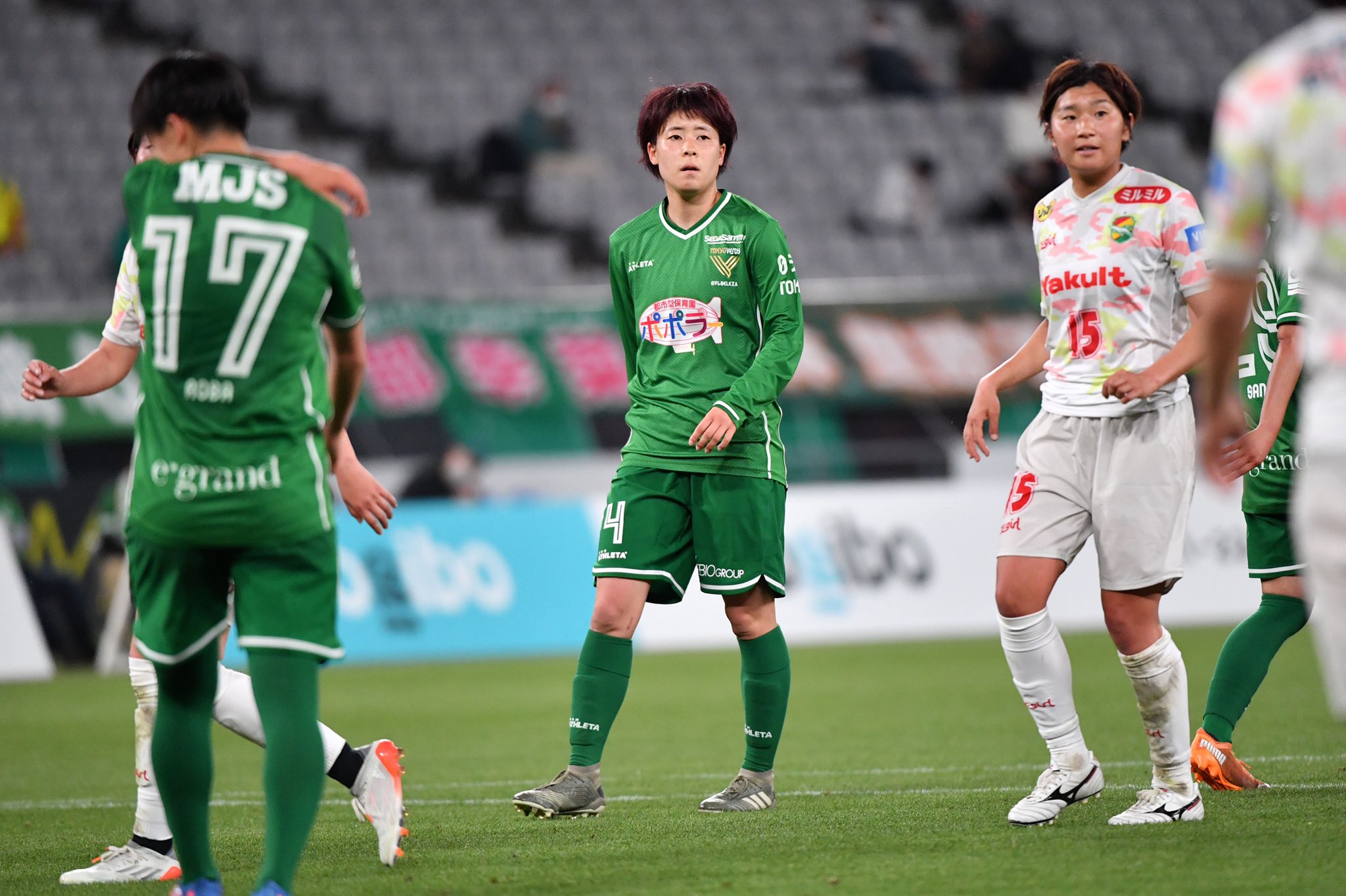 Yui Hasegawa 長谷川唯 Maybe10 Twitter