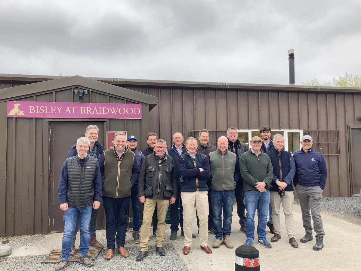 Merchi_cocurricular tweet media