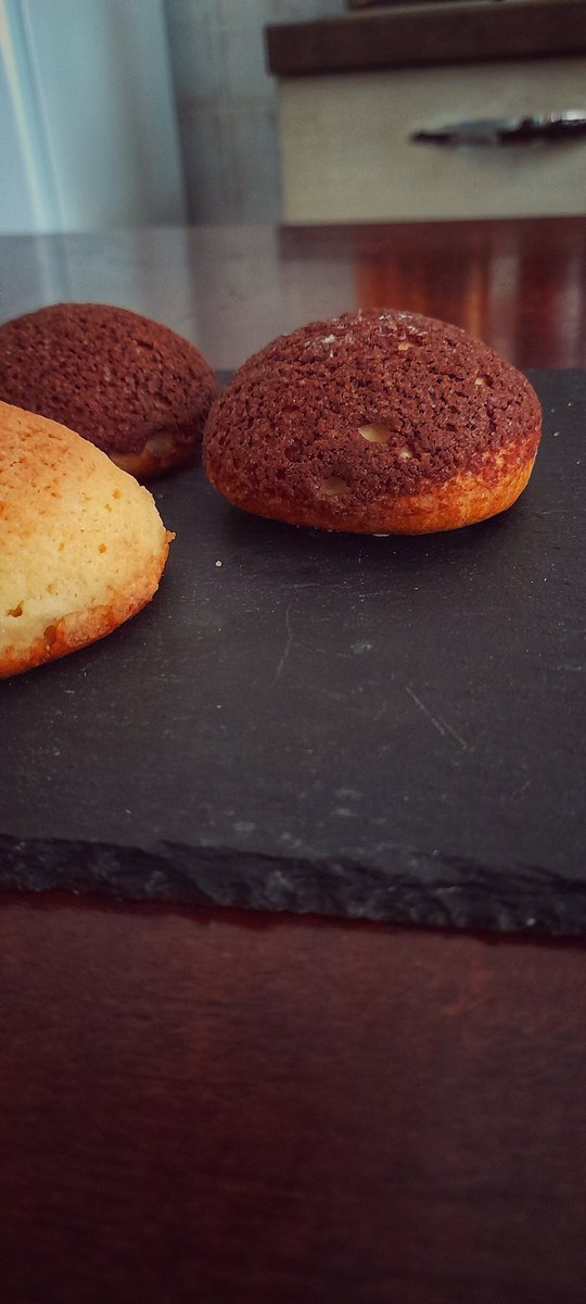 Bignè Craqueline al cacao con crema al mascarpone..
<a href="/barbierichef/">Bruno Barbieri</a>
<a href="/GLocaOfficial/">Giorgio Locatelli</a>
<a href="/Antoninochef/">Antonino Chef</a>
<a href="/MasterChef_it/">MasterChef Italia</a>
<a href="/pierreDUCASSE8/">Pierre DUCASSE</a>
#pastry #foodphotography #Foodies #masterchef_it
<a href="/PastrySchool/">French Pastry School</a> <a href="/federazionepast/">Fipgc Pastry Gelato Chocolate Federation</a> <a href="/Chef_YAlleno/">Yannick Alléno</a>