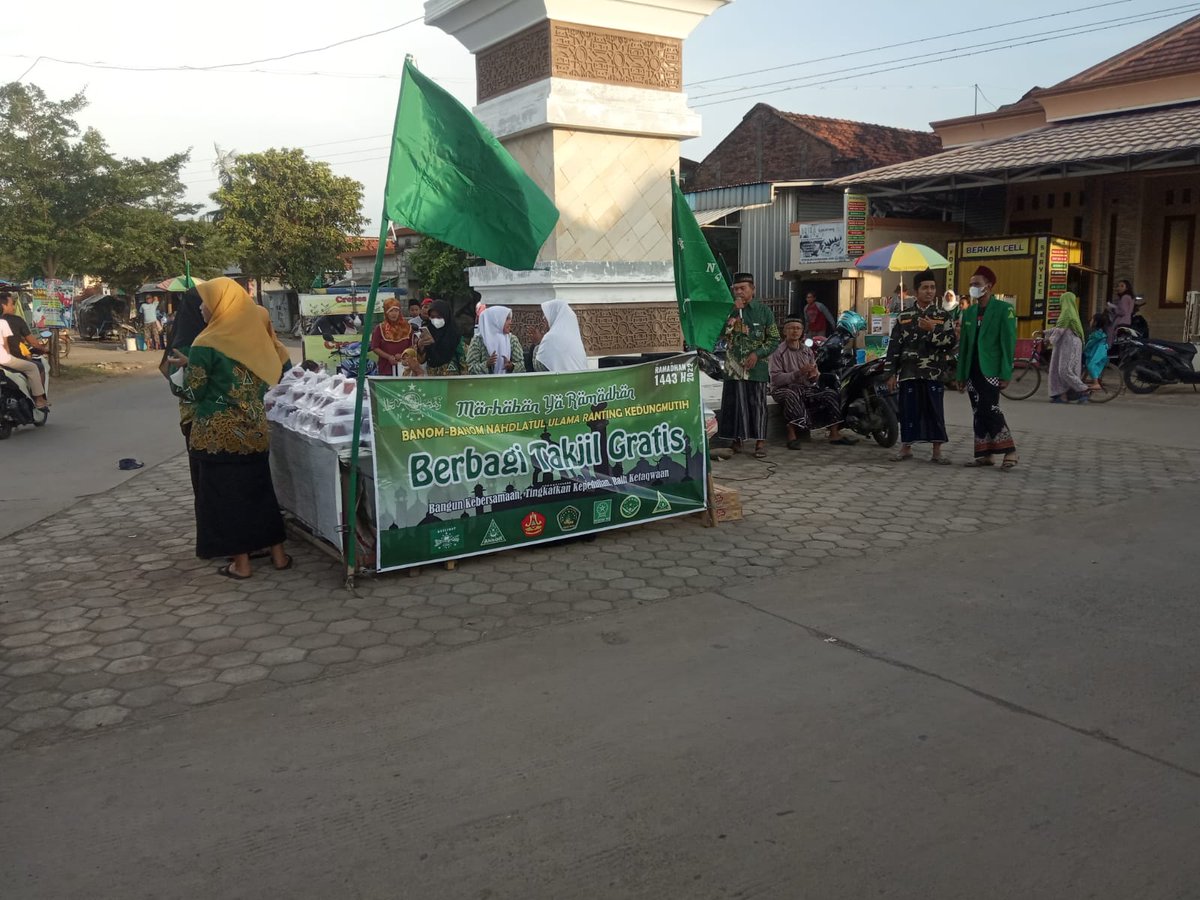 Berkhidmat Tanpa Batas
Sahabat-sahabat GP Ansor sekabupaten Demak  menyambut dgn riang gembira Harlah GP Ansor ke-88 dgn mengadakan berbagai kegiatan yg bermanfaat bagi masyarakat &amp; kader. 
1. PAC <a href="/ansorwedung/">Ansor Wedung</a>, <a href="/ansorrantingwdg/">Media Ansor Ranting Wedung</a>, <a href="/AnsorBrahWe/">Ansor Banser Berahan Wetan</a>, <a href="/ansor_buko/">ANSOR BUKO</a>, <a href="/ansorjetak/">GP. ANSOR JETAK</a>
#88Ansor