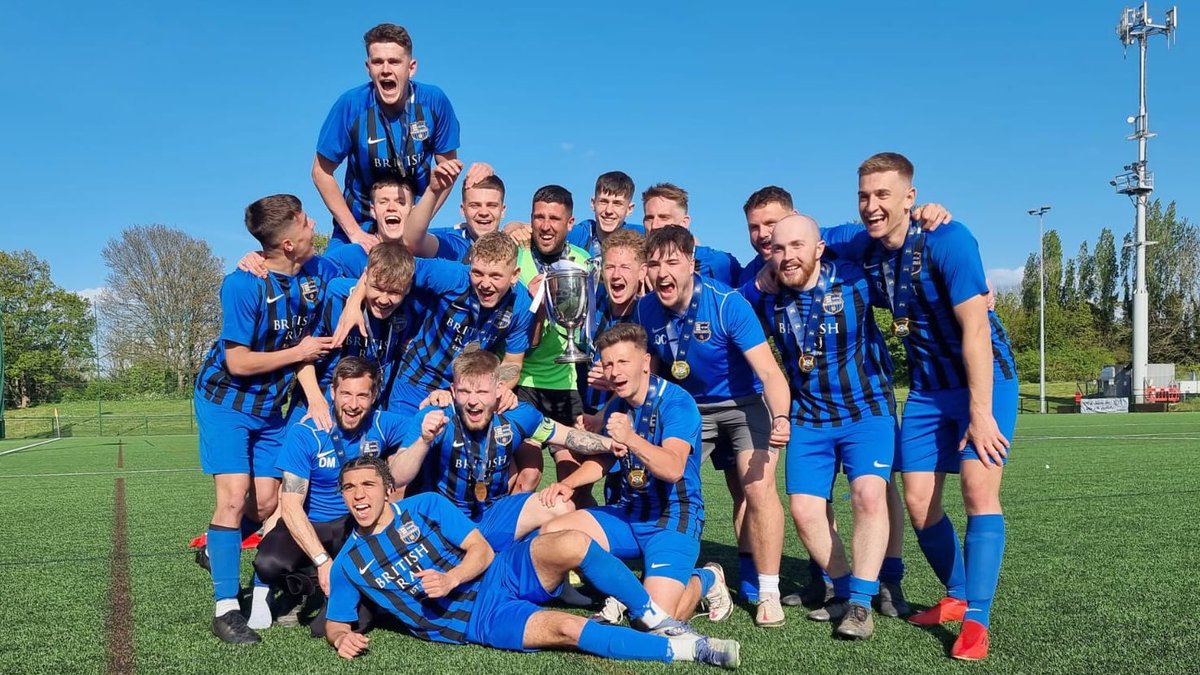 RoystonUtd_RUFC's tweet photo. KINGS OF HERTS 💙🖤💙🖤💙🖤 https://t.co/D5qo5DSxvp