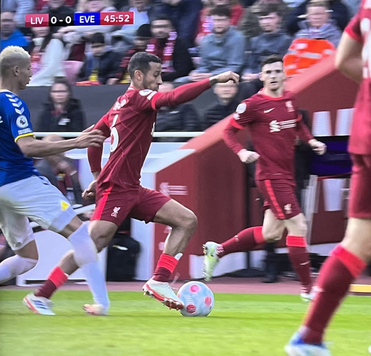 EvertonBlueArmy's tweet image. Fuck off, @Carra23.

#LIVEVE