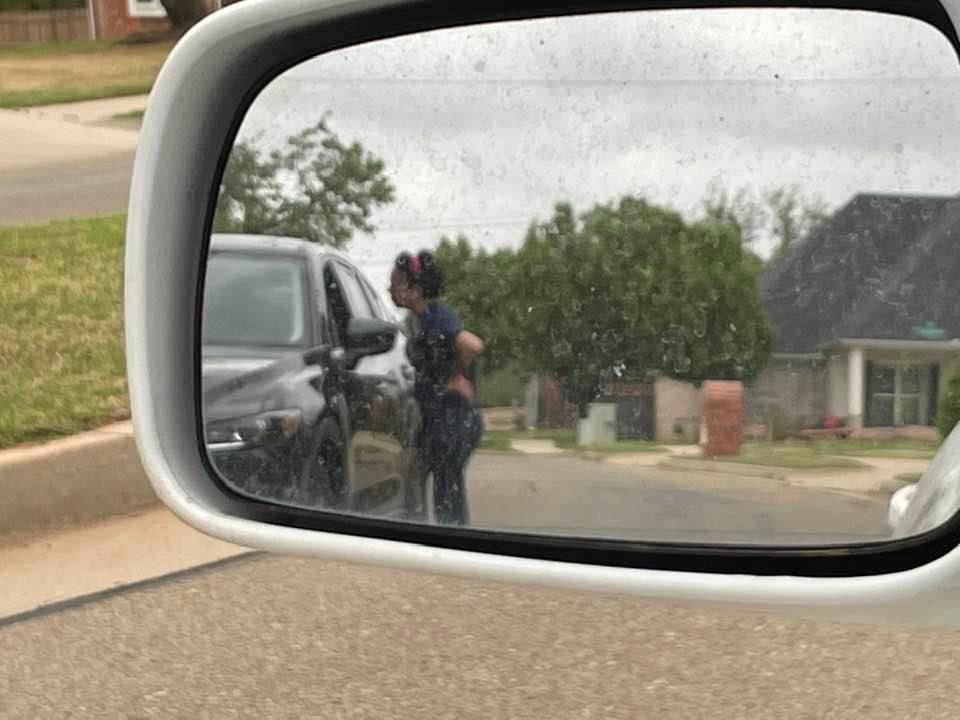 voteforcathy's tweet photo. Talking to voters! Love it when they drive by and flag me down! ♥️ #voteforcathy https://t.co/W9Z9MdRDJX