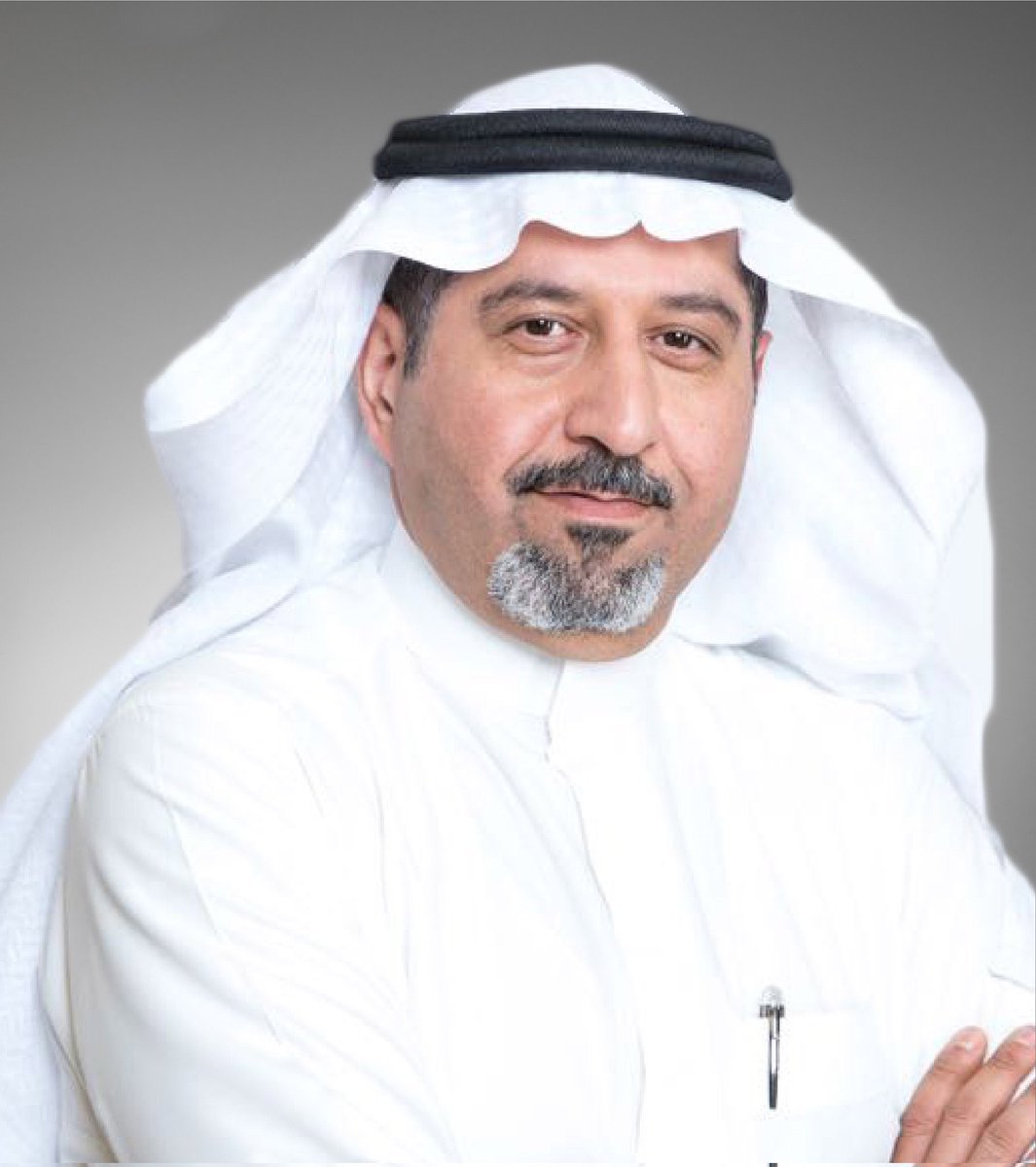SaudiDecisions's tweet photo. صدور الأمر الملكي الكريم بتمديد خدمة معالي المهندس بدر بن عبدالله الدلامي (نائبًا لوزير النقل والخدمات اللوجستية لشؤون الطرق) بالمرتبة الممتازة لمدة أربع سنوات. https://t.co/pnK3LFTDId