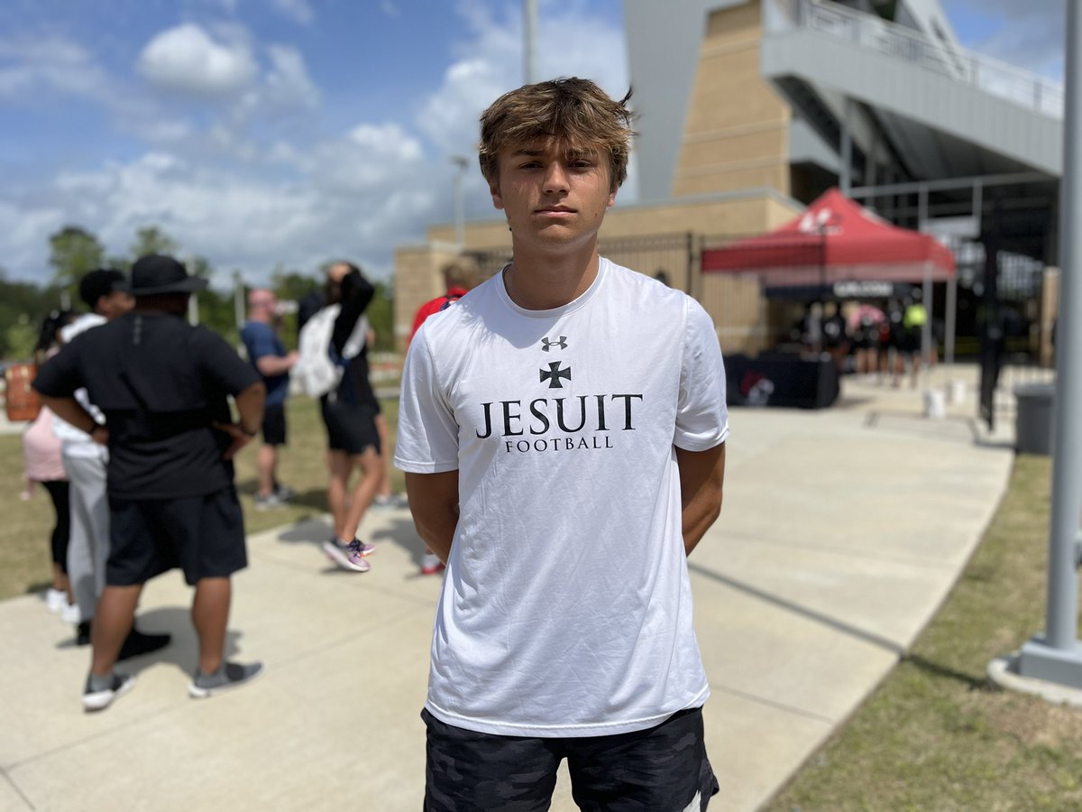 R_Brauninger's tweet photo. Strake Jesuit QB Bryce Fucik
π#ESPNUnderclass https://t.co/Mamt8ngKt5