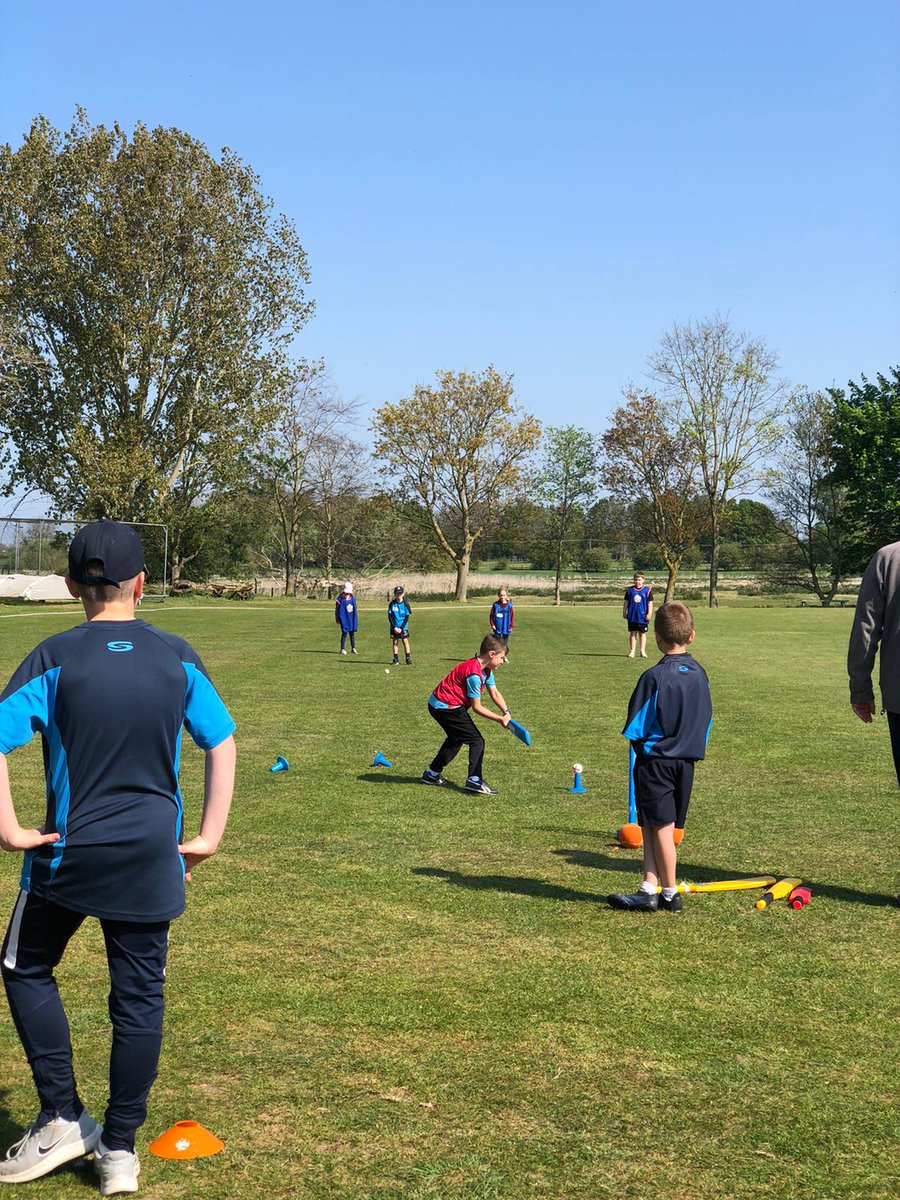 Awesome turn out of 4 -12 year old boys and girls at our open morning.
Lots of fun, lots of smiles!
We hope to see you back at the club on a Friday evening.