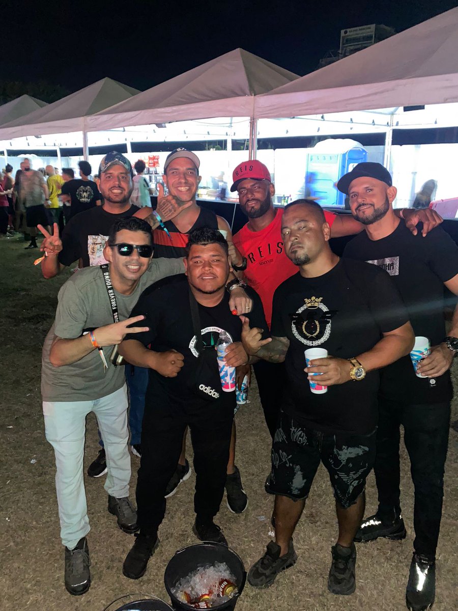 Adamgoomes's tweet photo. Positividade sempre playground foda de mais mais  uma pra conta 😍😍😍 https://t.co/MhsW6mrpdH