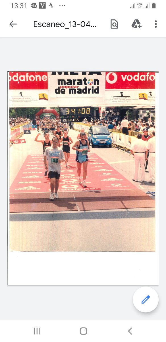 Flecharondenya's tweet photo. Ya son veintitrés. Mi séptimo en Madrid. Todo comenzó hace justo 20 años. Contentísimo. Espero subir el cómputo. Gracias @RNRmadmaraton Faltó la cerveza en meta. Salvo eso, ni un pero. https://t.co/Cd88z3eY83