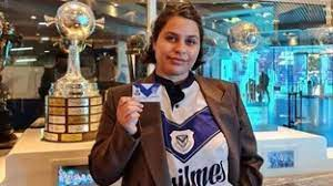 AHORA | Naimid Cirelli, periodista, director de comunicación de <a href="/sembramedia/">SembraMedia</a>, recibió el primer carnet no binario del fútbol argentino, al AIRE en 
<a href="/pibasconpelotas/">Pibas con Pelotas</a> por <a href="/AM750/">LA 750</a>
<a href="/NaimidC/">Naimid Cirelli ⭐⭐⭐</a>