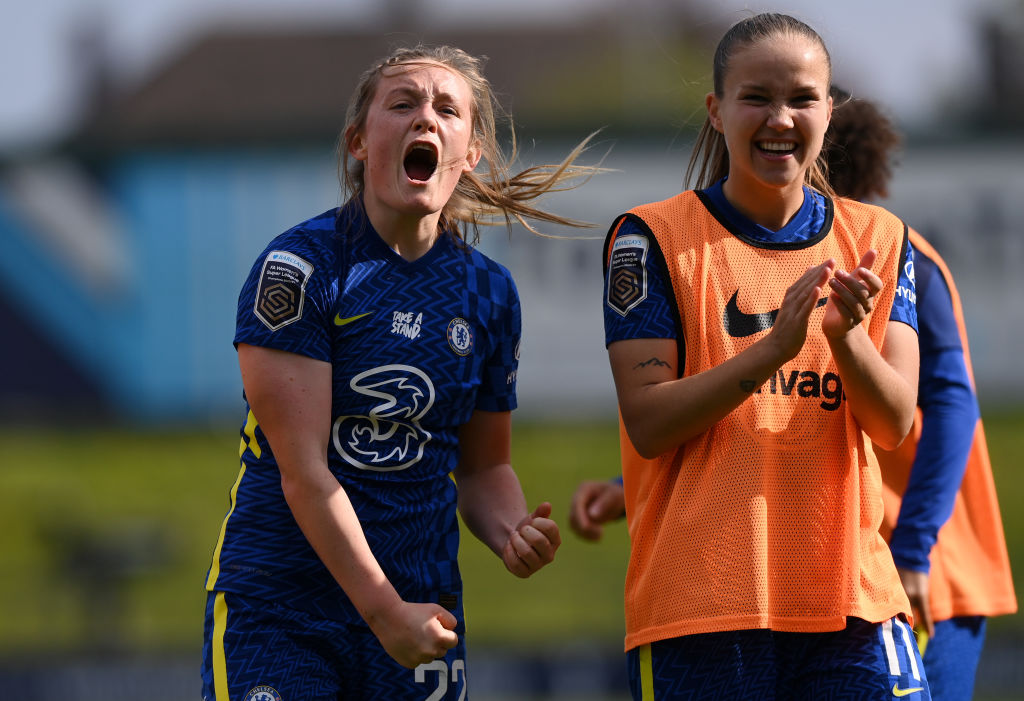 What it means 💙 @erincuthbert_ 🥰 @guro_reiten #BarclaysFAWSL @ChelseaFCW